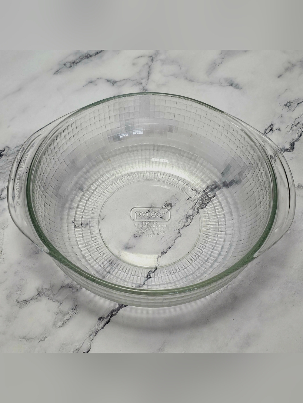 $4.99 s&h Pyrex 023 Vintage Basketweave 2qt Textured Glass Bowl Casserole Dish